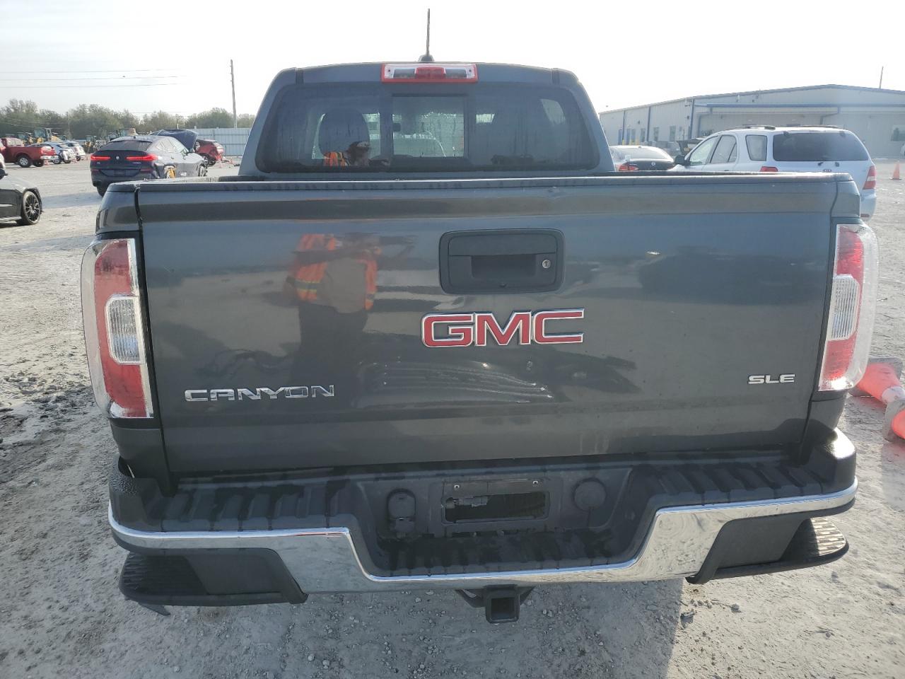 2016 GMC Canyon VIN 1GTG5CE3XG1104133 Copart auction photo, front end damage thumbnail 6