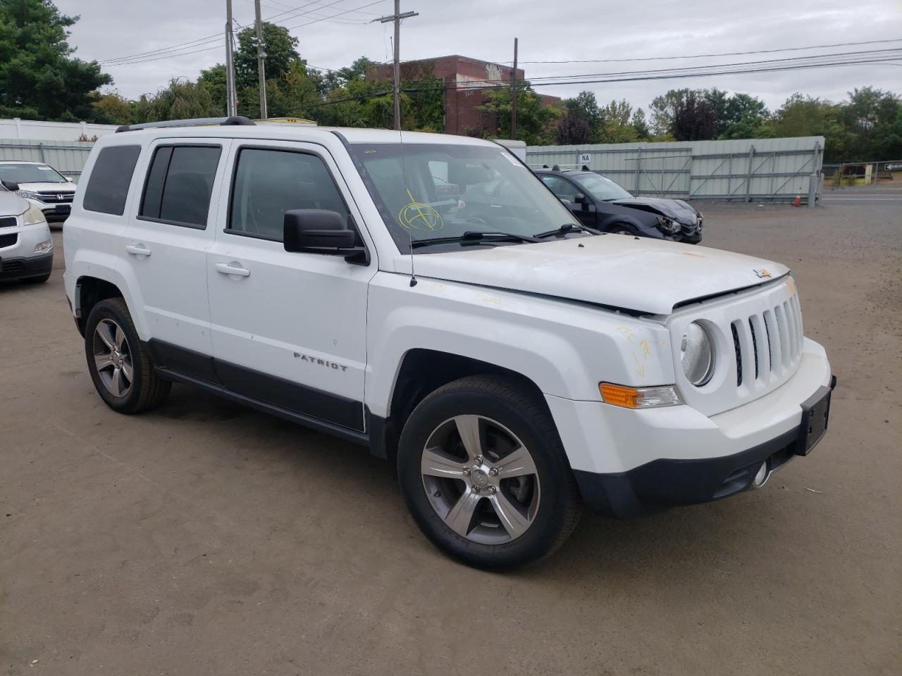 2016 Jeep Liberty (Patriot) VIN 1C4NJRFBXGD597158 Copart auction photo, front end / minor dent/scratches damage thumbnail 4