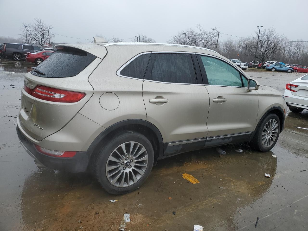 2017 Lincoln MKC VIN 5LMCJ3D96HUL47351 Copart auction photo, front end damage thumbnail 3