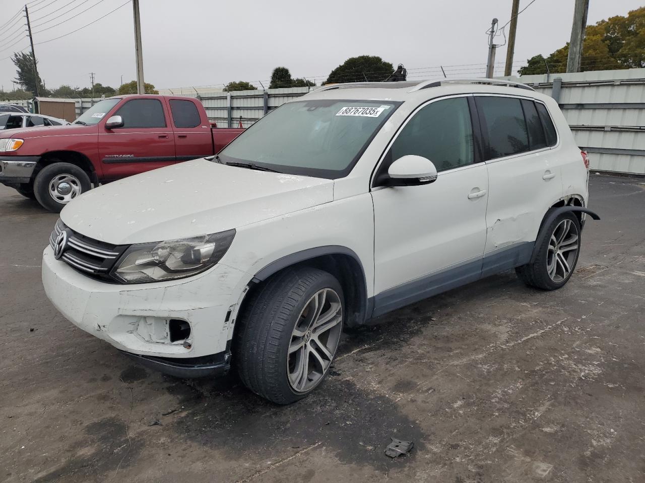 2017 Volkswagen Tiguan VIN WVGVV7AX7HK033536