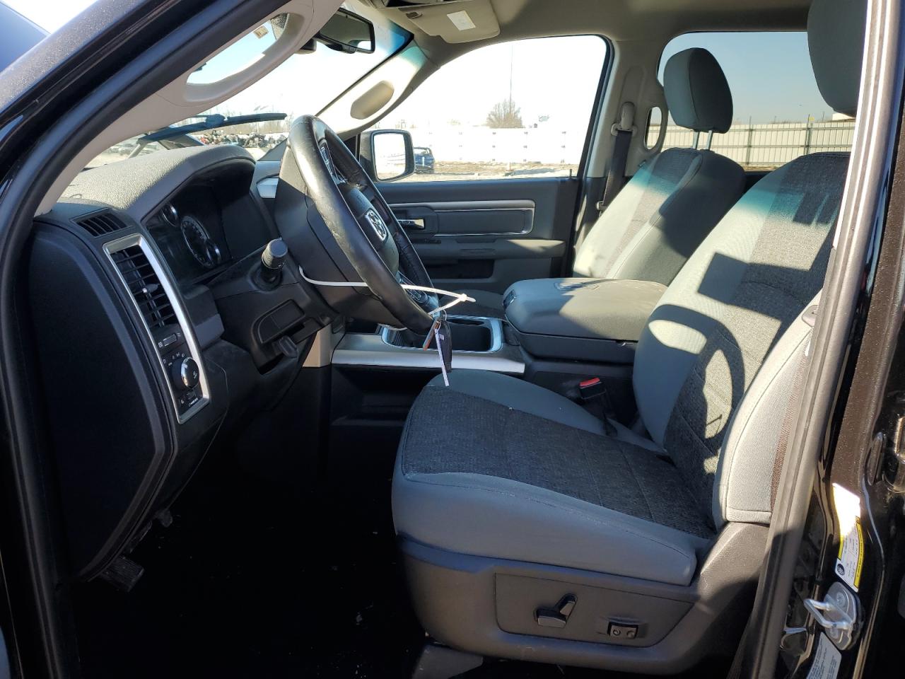 2017 RAM 2500 VIN 3C6UR5ML7HG519313 Copart auction photo, front end / side damage thumbnail 7