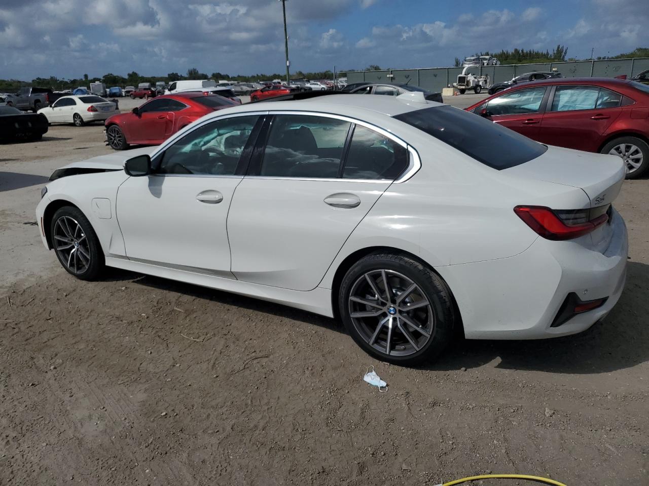 2021 BMW 3er VIN 3MW5P7J06M8B79131 Copart auction photo, front end damage thumbnail 2