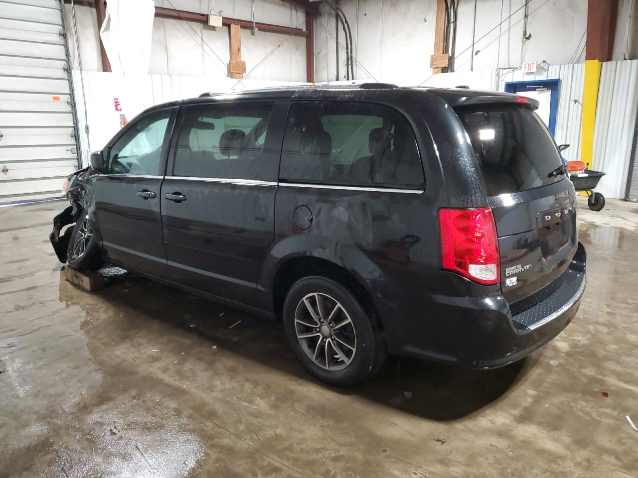 2017 Dodge Caravan VIN 2C4RDGCG7HR852957 Copart auction photo, front end damage thumbnail 2