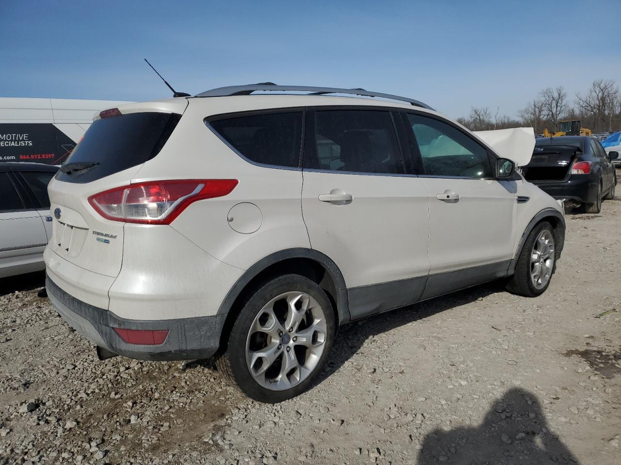 2013 Ford Escape VIN 1FMCU9J98DUA16931 Copart auction photo, biohazard/chemical / front end damage thumbnail 3