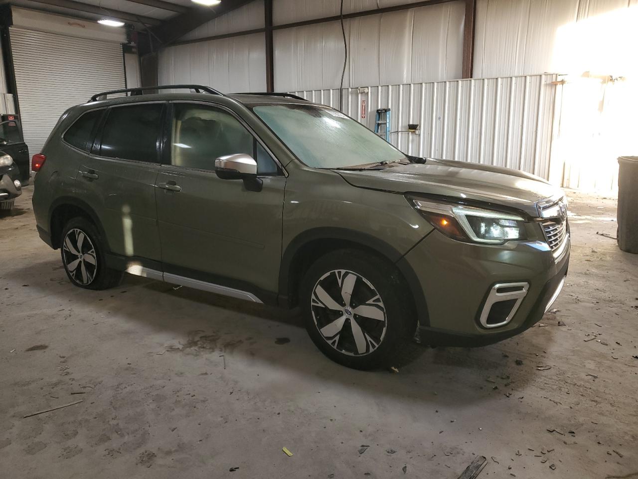 2021 Subaru Forester VIN JF2SKAXC8MH564254 Copart auction photo, side / front end damage thumbnail 4