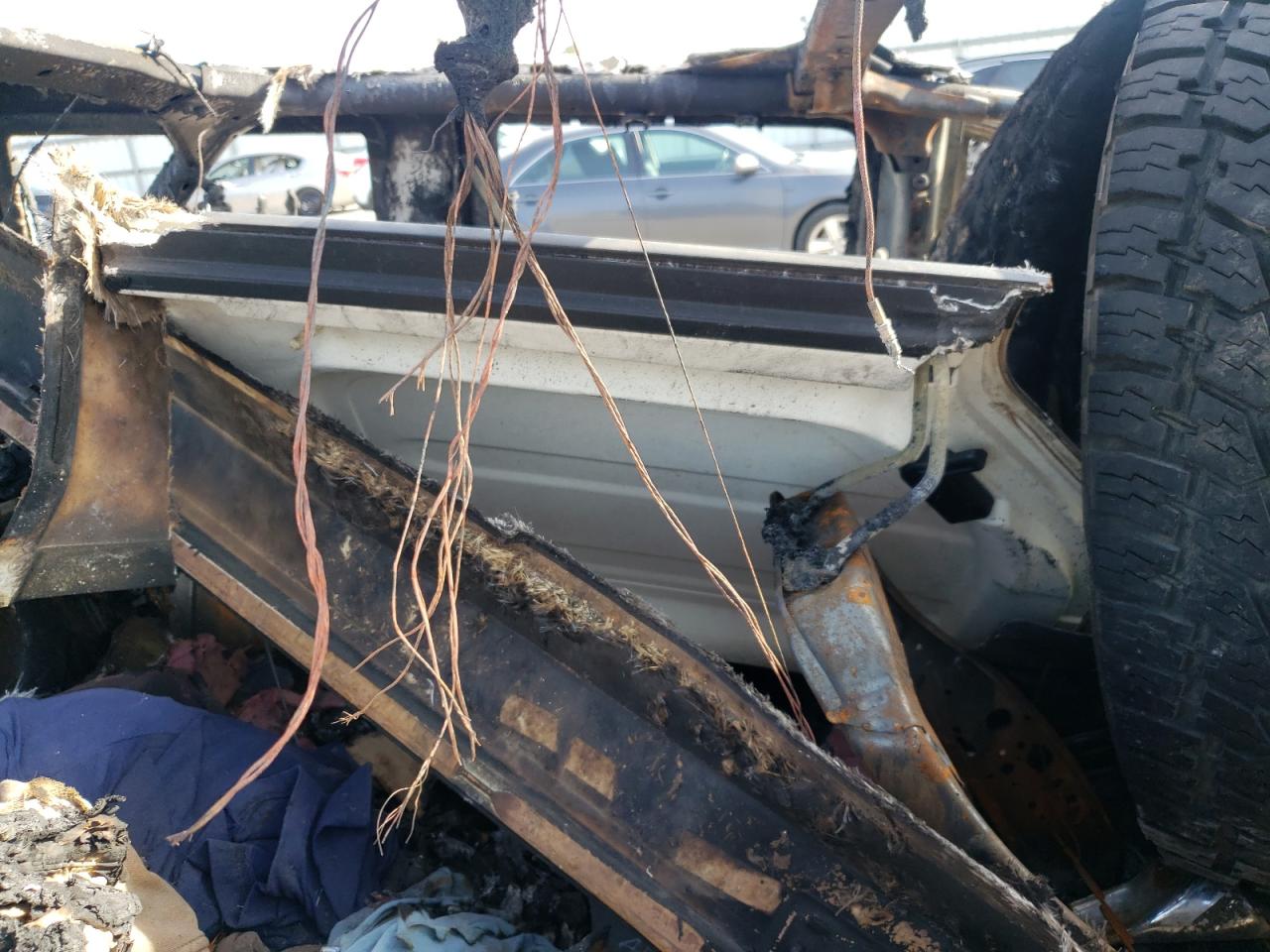 2013 Jeep Wrangler VIN 1C4BJWDGXDL666688 Copart auction photo, burn / burn - interior damage thumbnail 10