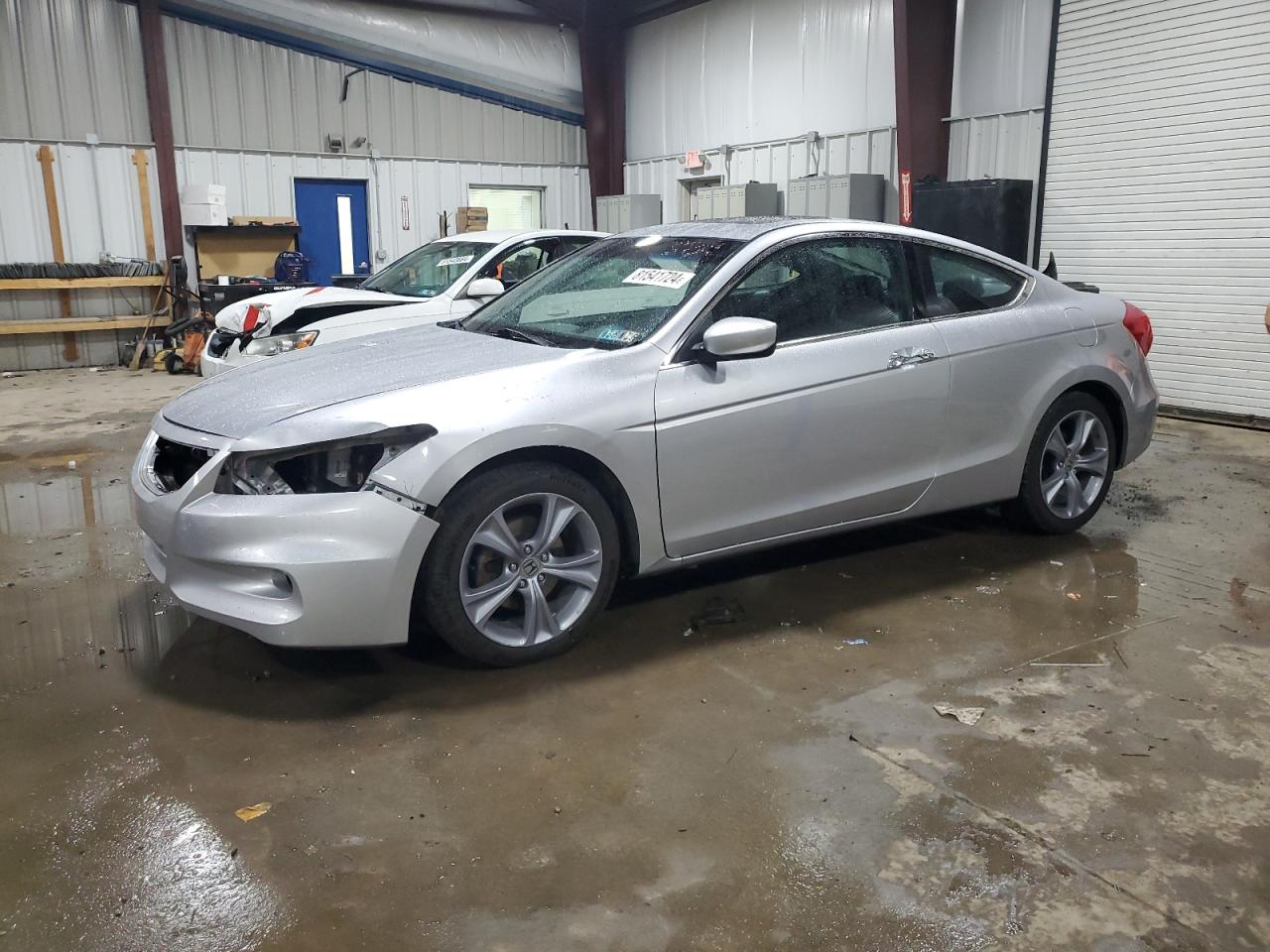 2011 Honda Accord VIN 1HGCS2B84BA003424
