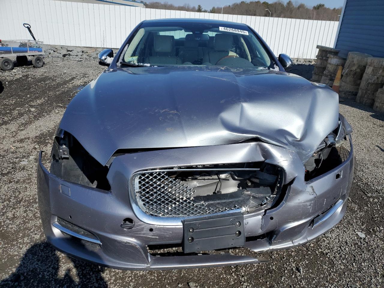 2015 Jaguar XJ VIN SAJWJ1CD5F8V78022 Copart auction photo, front end damage thumbnail 11
