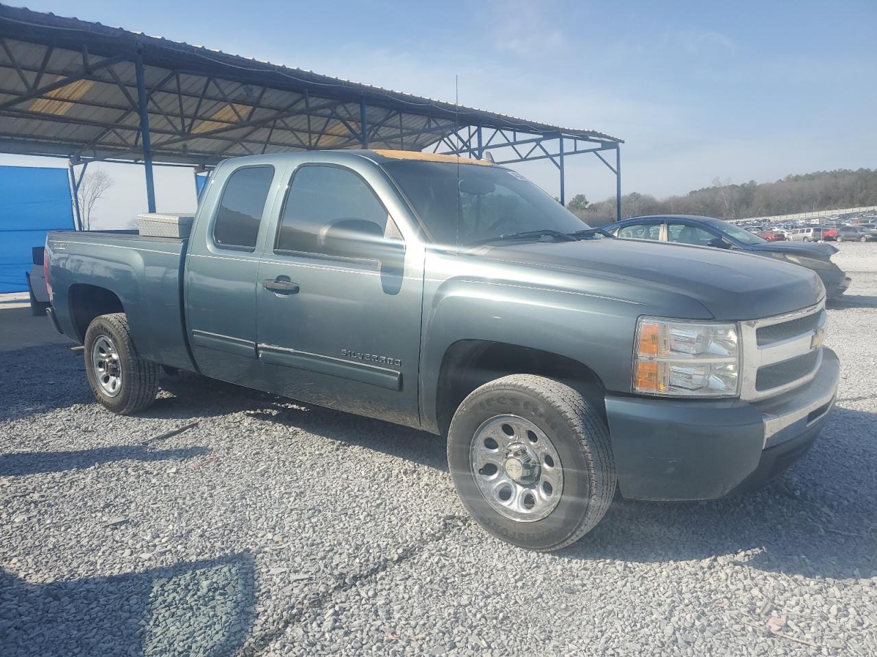 2013 Chevrolet Silverado VIN 1GCRCREA2DZ137849 Copart auction photo, minor dent/scratches damage thumbnail 4