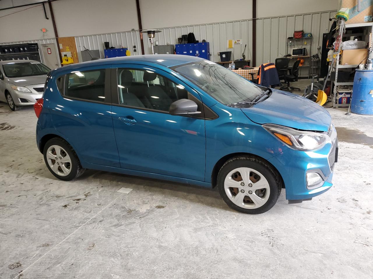 2020 Chevrolet Spark VIN KL8CB6SA6LC413259 Copart auction photo, minor dent/scratches damage thumbnail 4