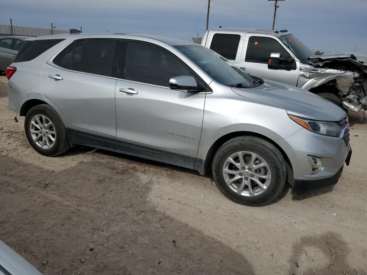 2019 Chevrolet Equinox VIN 3GNAXKEV6KS500490 Copart auction photo, rear end damage thumbnail 4