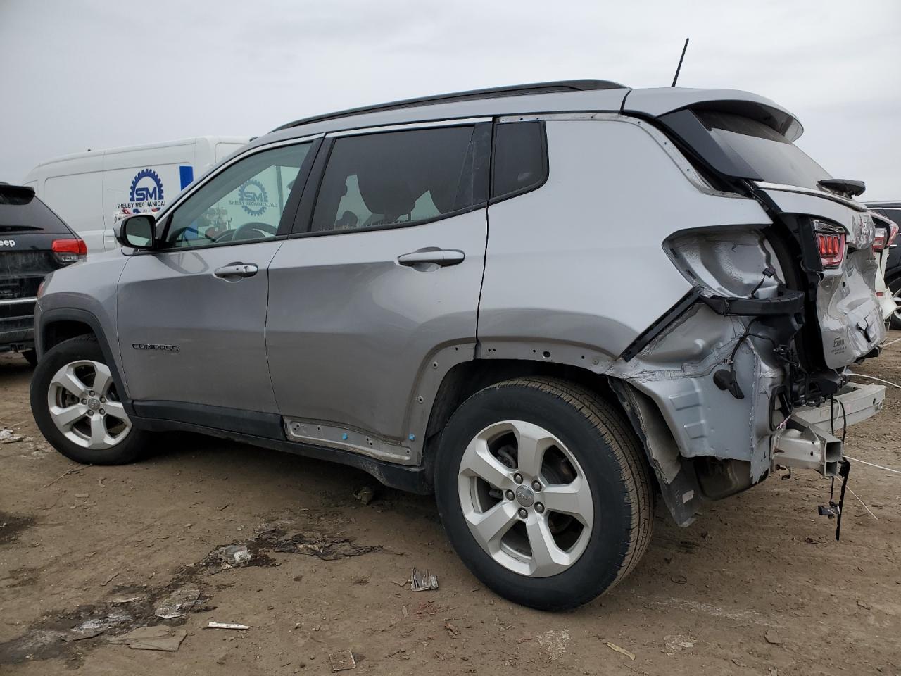 2019 Jeep Compass VIN 3C4NJCBB6KT636236 Copart auction photo, rear end damage thumbnail 2