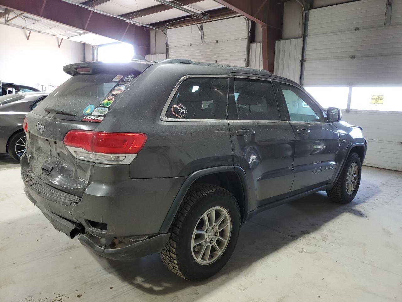 2019 Jeep Grand Cherokee VIN 1C4RJFAG8KC528096 Copart auction photo, front end / rear end damage thumbnail 3