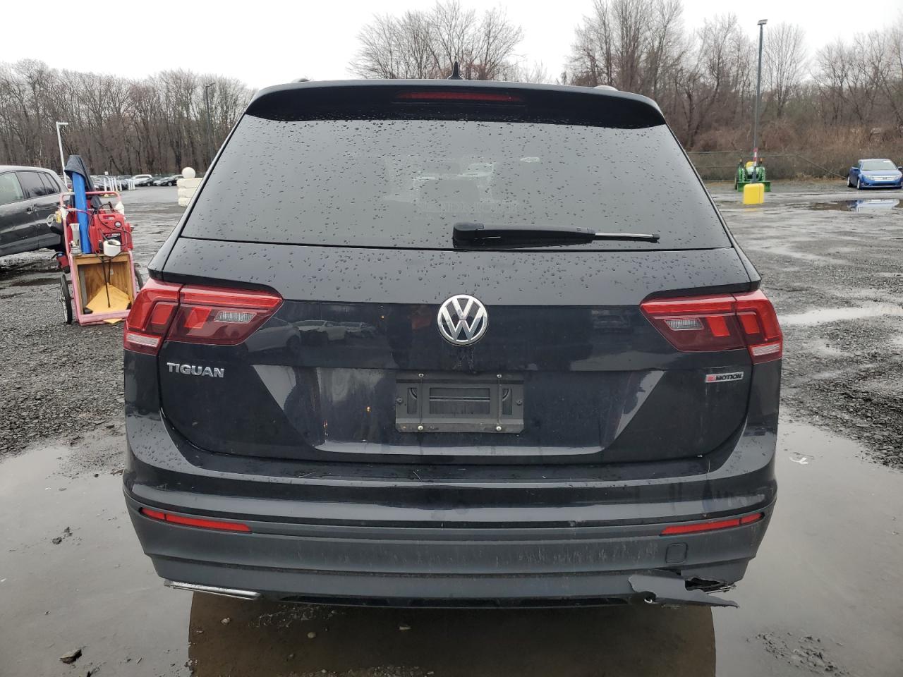 2020 Volkswagen Tiguan VIN 3VV0B7AX9LM044967 Copart auction photo, undercarriage / all over damage thumbnail 6