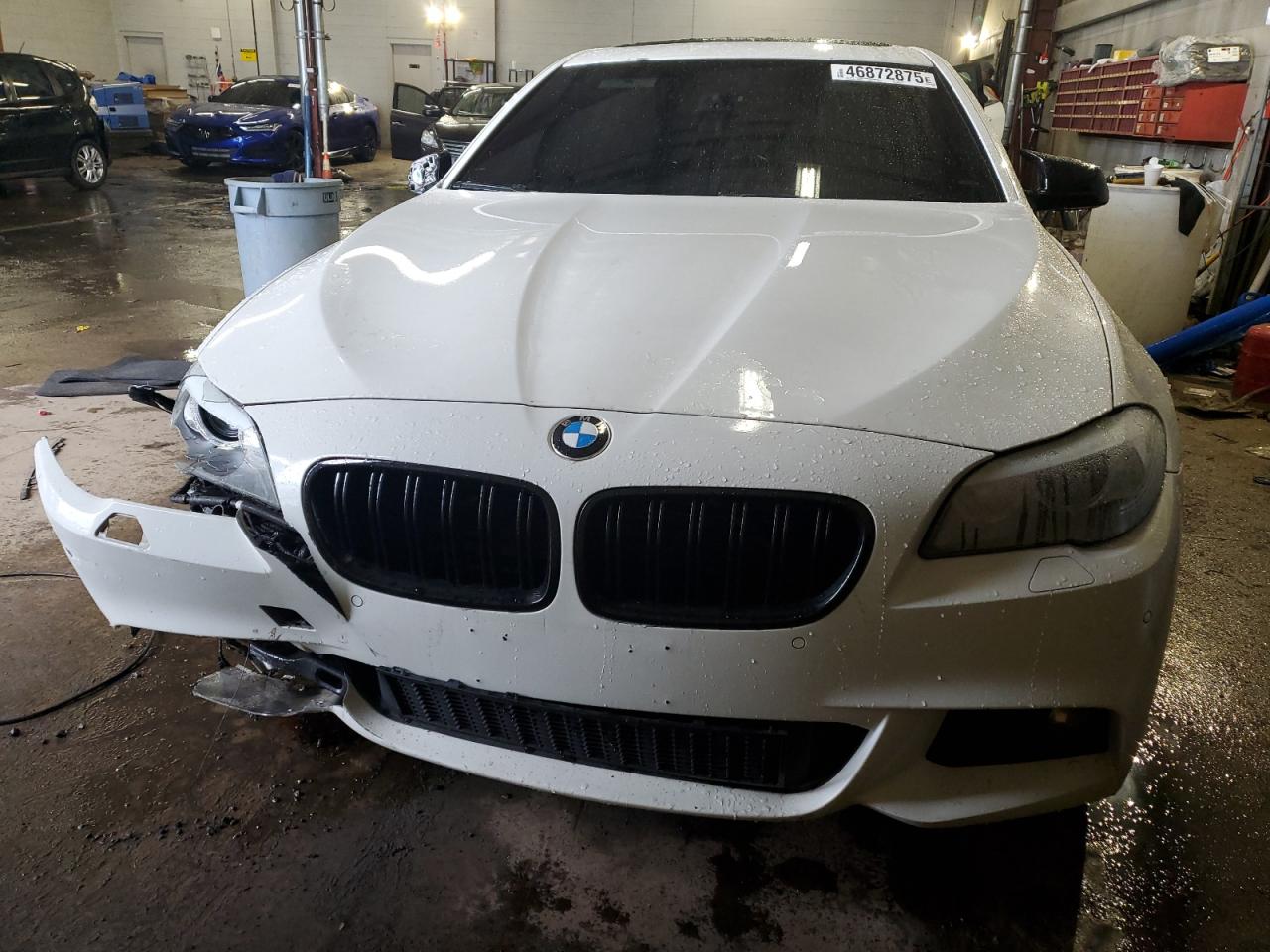 2013 BMW 5er VIN WBAFU7C53DDU69352 Copart auction photo, side / front end damage thumbnail 5