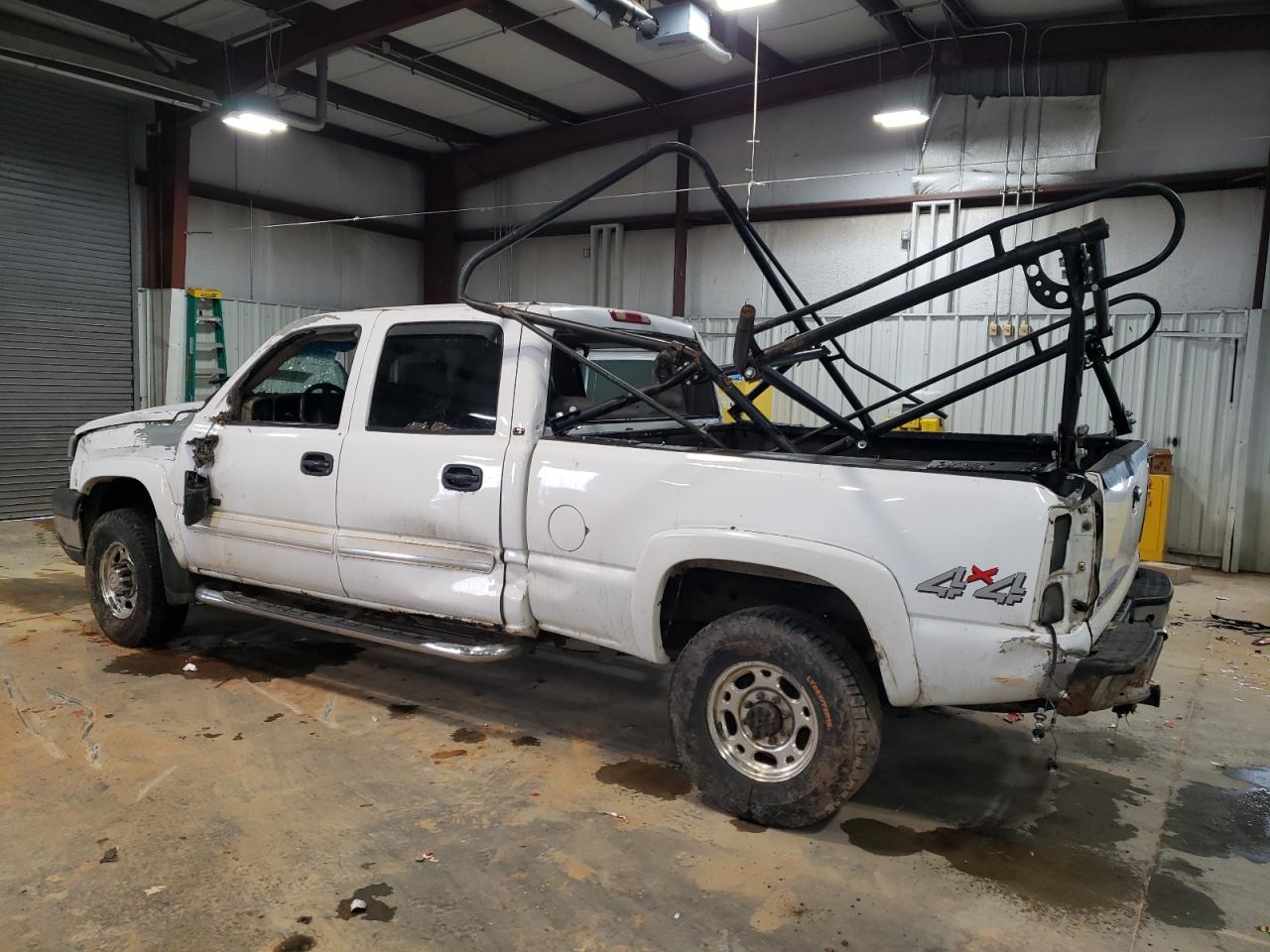 2006 Chevrolet Silverado VIN 1GCHK23U56F133611 Copart auction photo, rollover / mechanical damage thumbnail 2