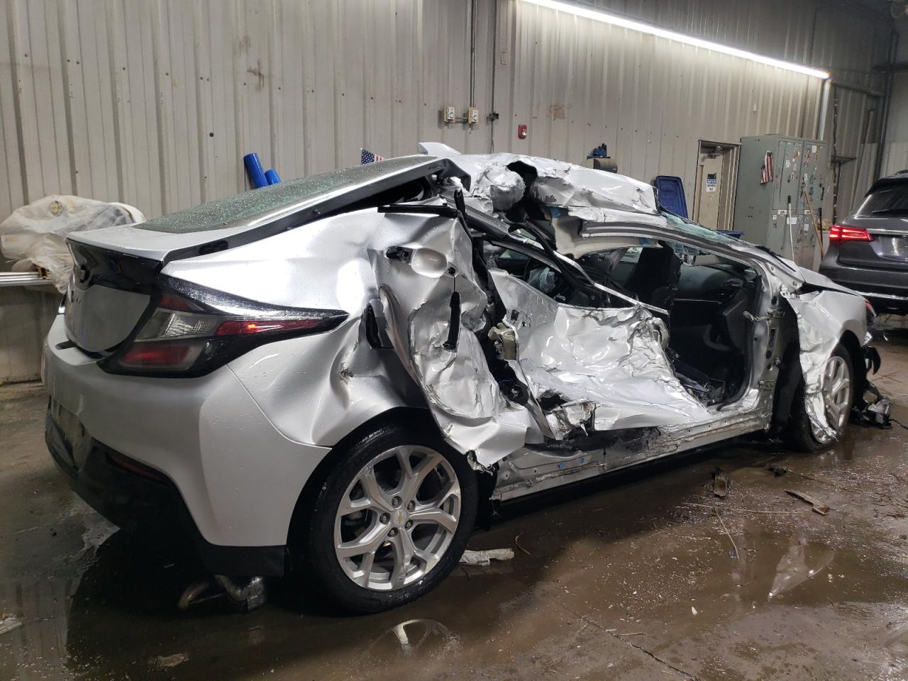 2017 Chevrolet Volt VIN 1G1RB6S50HU100481 Copart auction photo, side / all over damage thumbnail 3