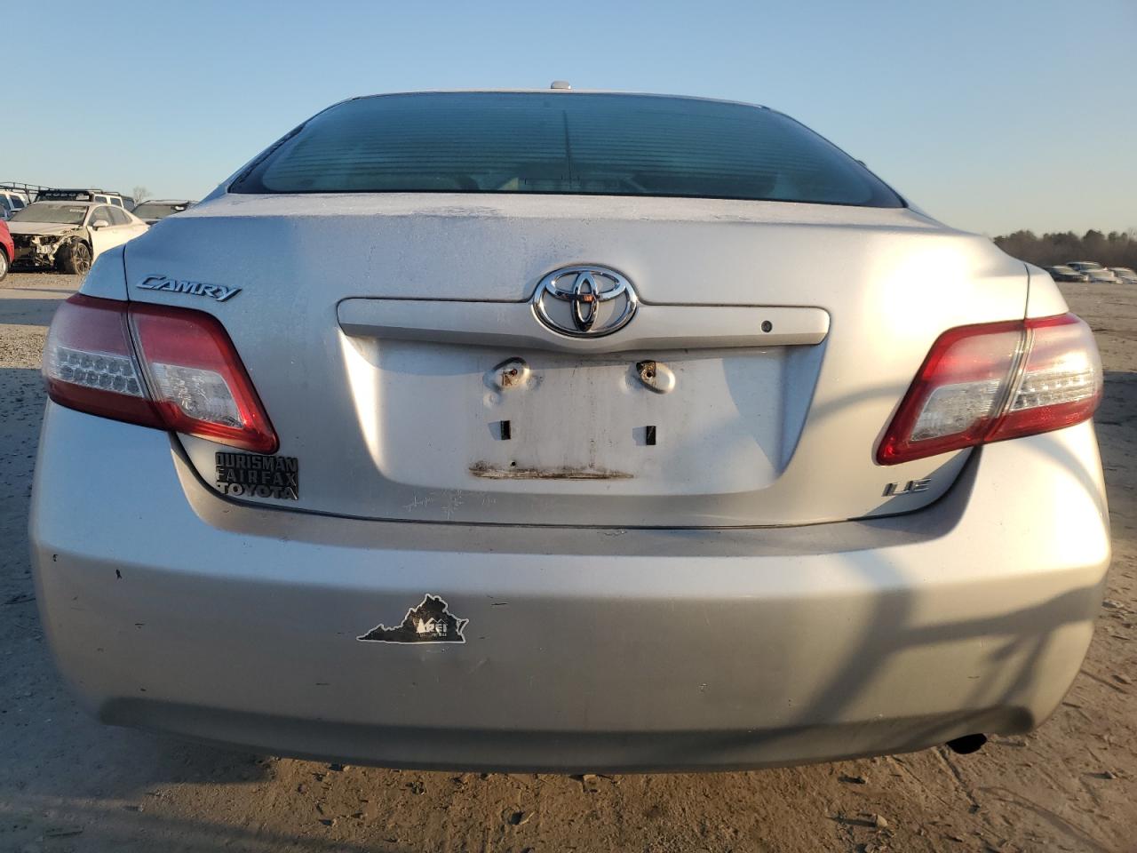 2011 Toyota Camry VIN 4T1BF3EK3BU605351 Copart auction photo, front end / minor dent/scratches damage thumbnail 6