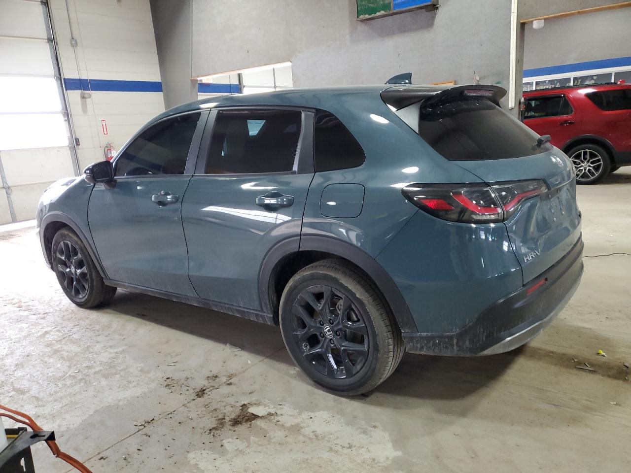 2024 Honda HR-V VIN 3CZRZ2H59RM775619 Copart auction photo, front end / side damage thumbnail 2