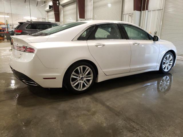 2016 Lincoln MKZ VIN 3LN6L2GK0GR630062 Copart auction photo, side / front end damage thumbnail 3