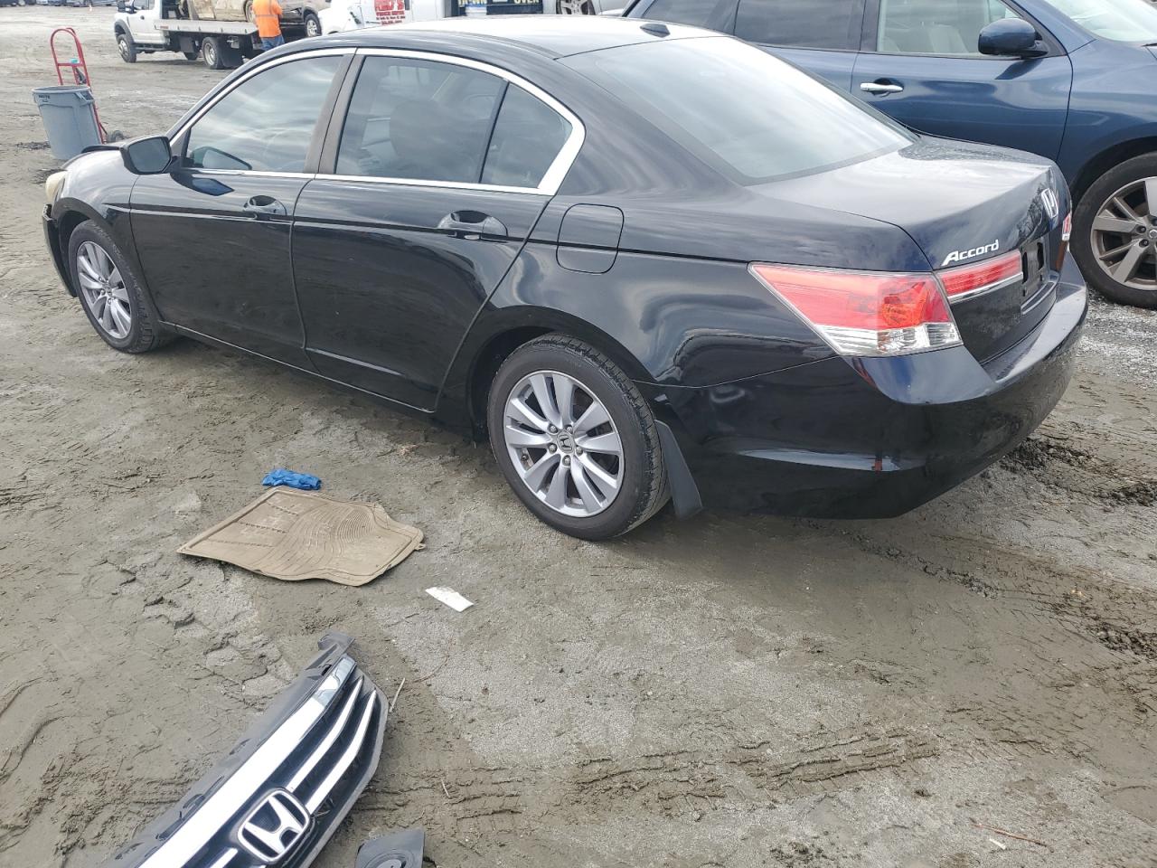 2011 Honda Accord VIN 1HGCP2F87BA005454 Copart auction photo, front end damage thumbnail 2