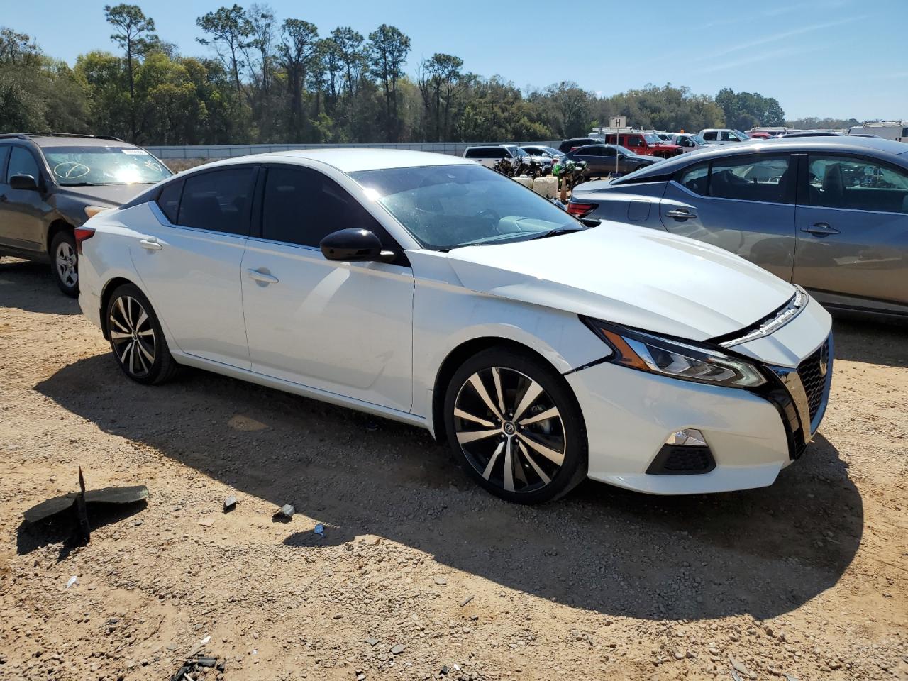 2022 Nissan Altima VIN 1N4BL4CV2NN365228 Copart auction photo, frame damage / front end damage thumbnail 4
