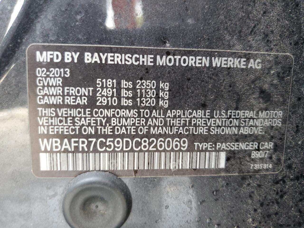 2013 BMW 5er VIN WBAFR7C59DC826069 Copart auction photo, rear end / minor dent/scratches damage thumbnail 12