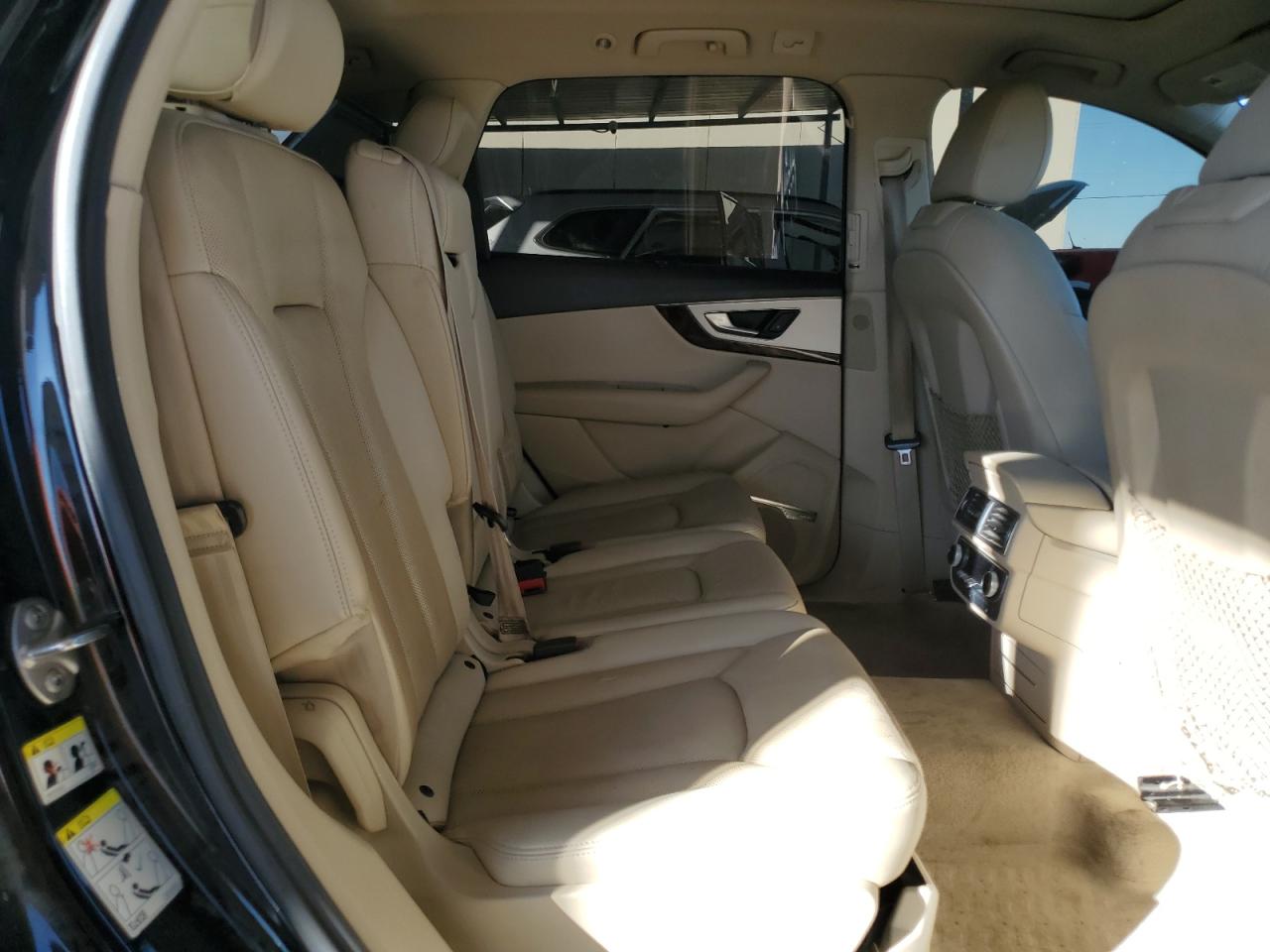 2017 Audi Q7 VIN WA1LHAF71HD044247 Copart auction photo, minor dent/scratches damage thumbnail 11
