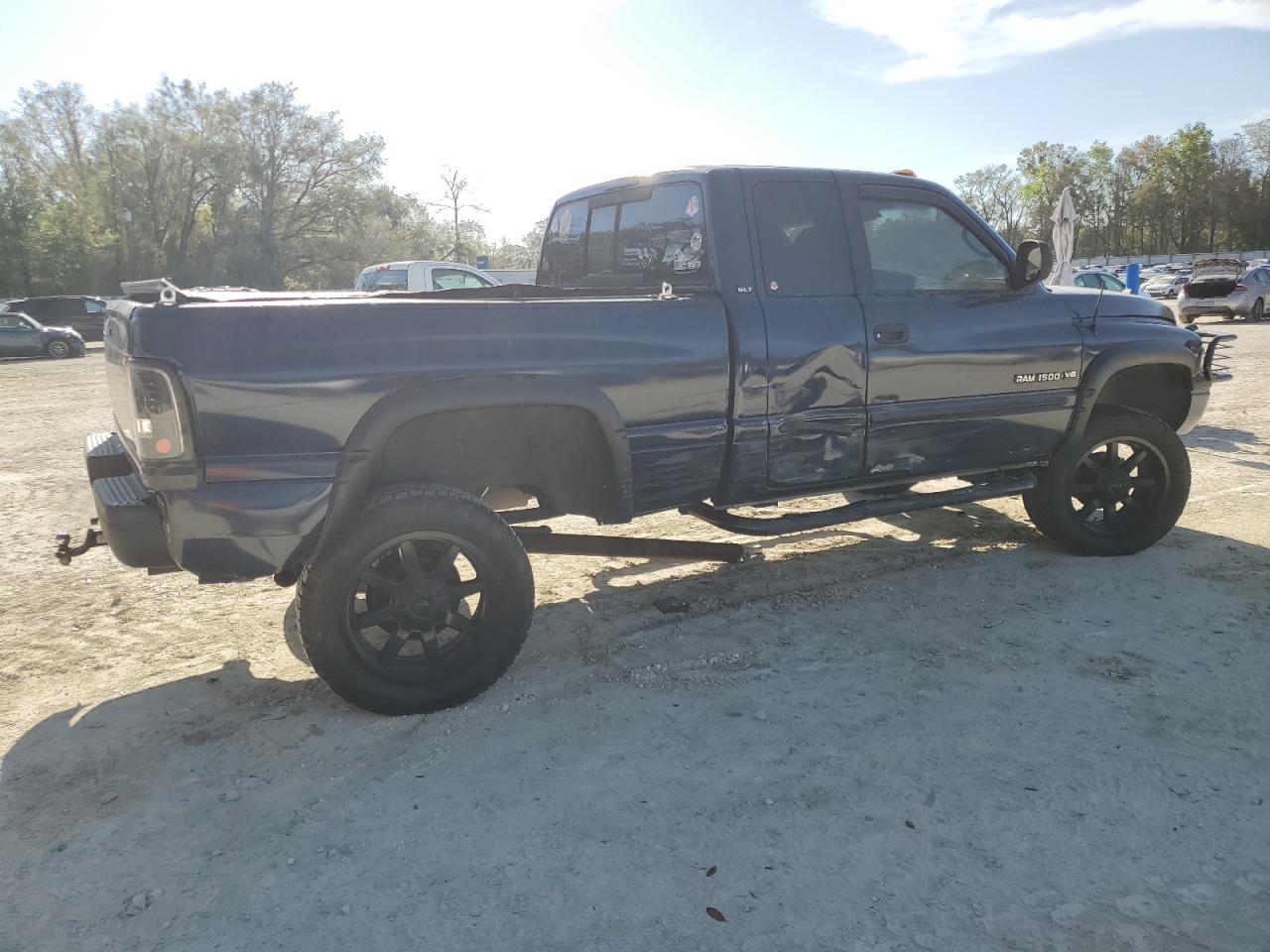 2001 Dodge RAM VIN 3B7HF13Y61G776901 Copart auction photo, side / rear end damage thumbnail 3