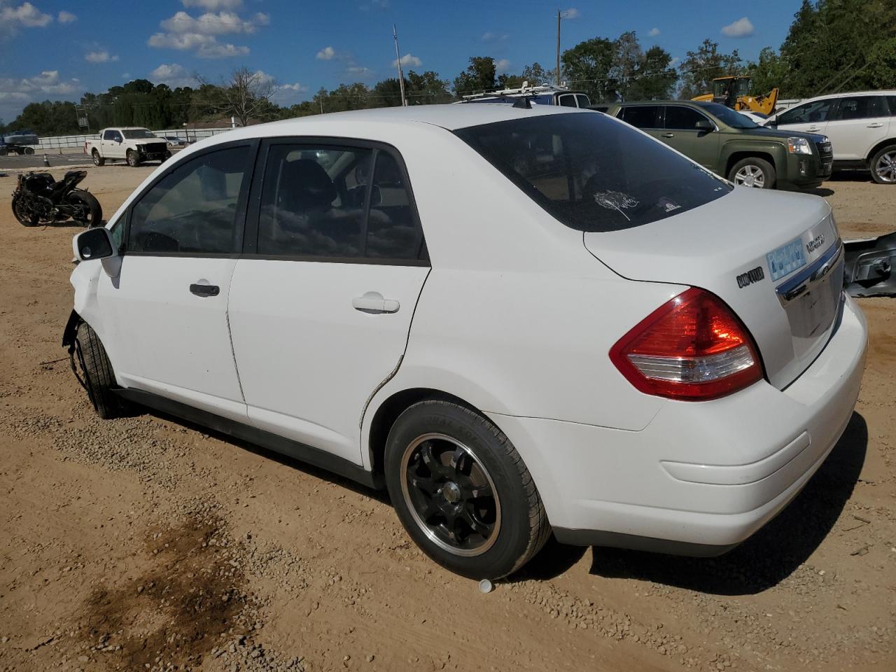 2010 Nissan Versa VIN 3N1BC1AP6AL380261 Copart auction photo, front end / minor dent/scratches damage thumbnail 2
