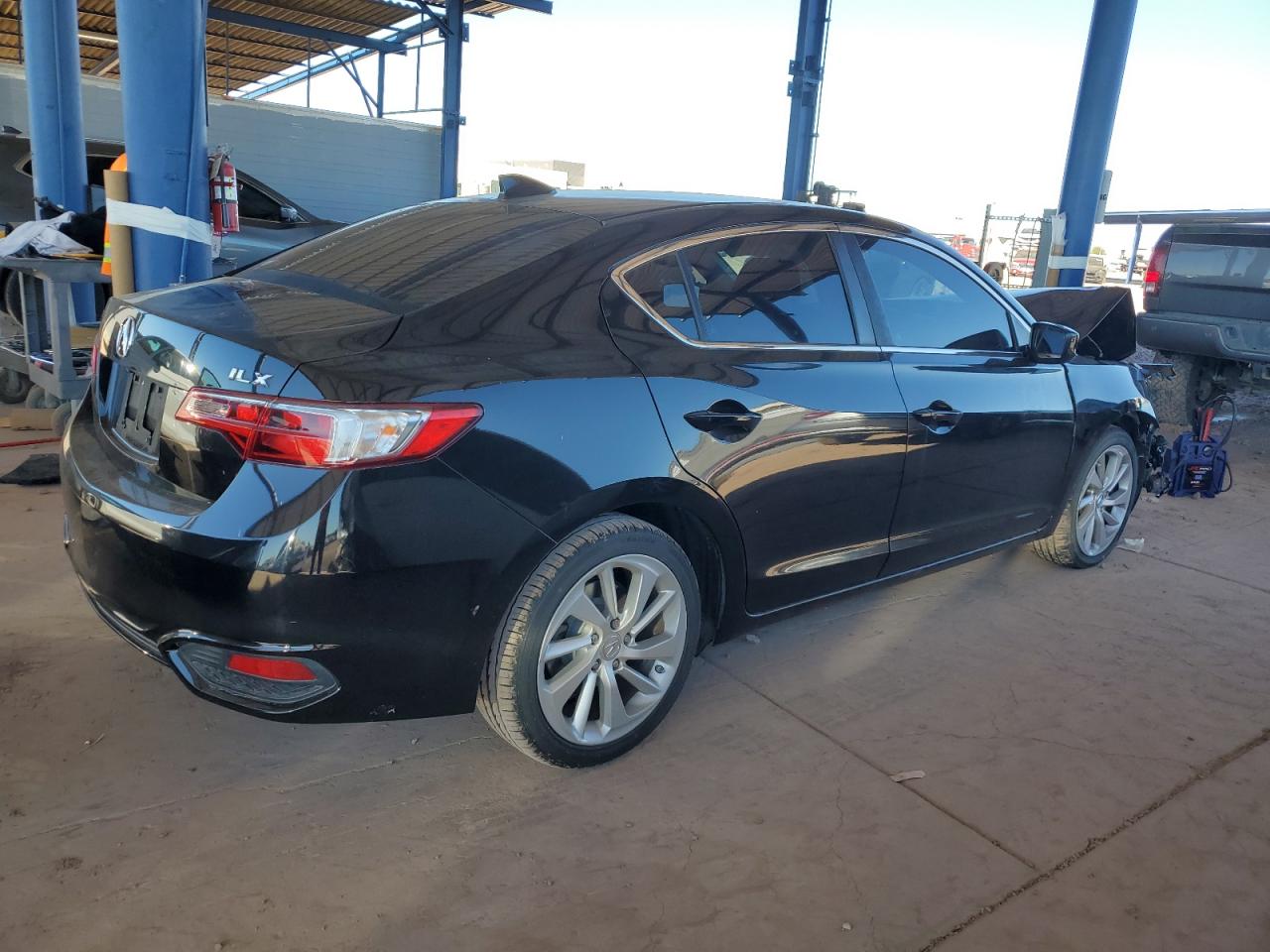 2016 Acura ILX VIN 19UDE2F75GA018700 Copart auction photo, front end damage thumbnail 3