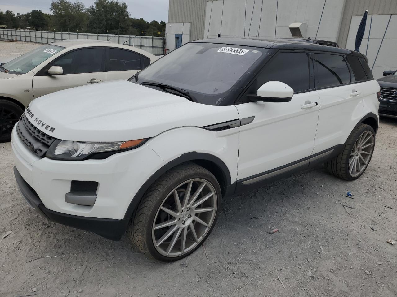 2015 Land Rover Range Rover VIN SALVN2BG7FH013389