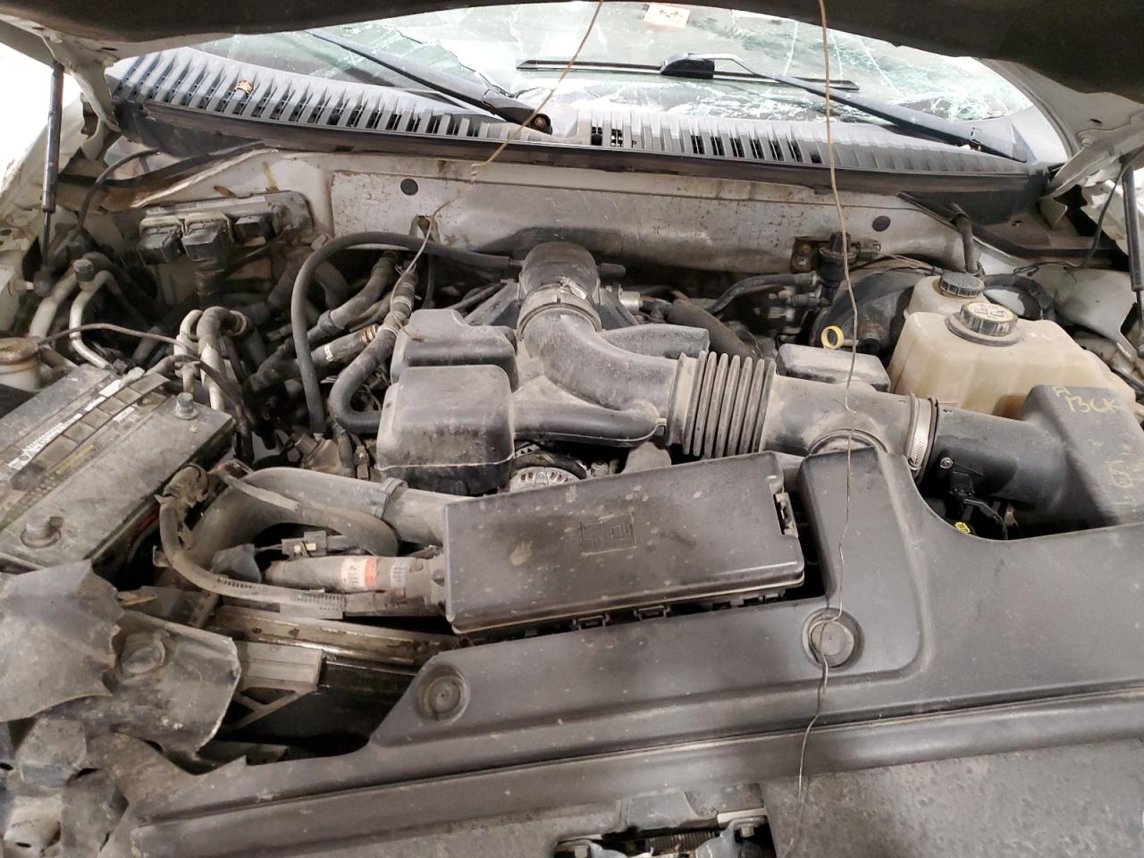 2008 Ford Expedition VIN 1FMFK19598LA42486 Copart auction photo, all over damage thumbnail 12