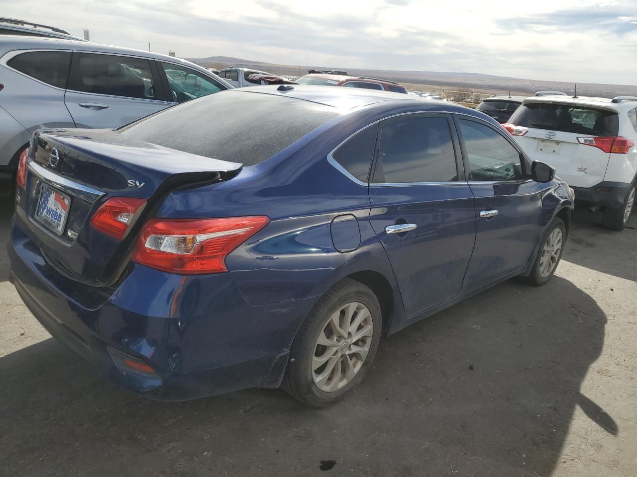2018 Nissan Sentra VIN 3N1AB7AP4JL638813 Copart auction photo, front end damage thumbnail 3
