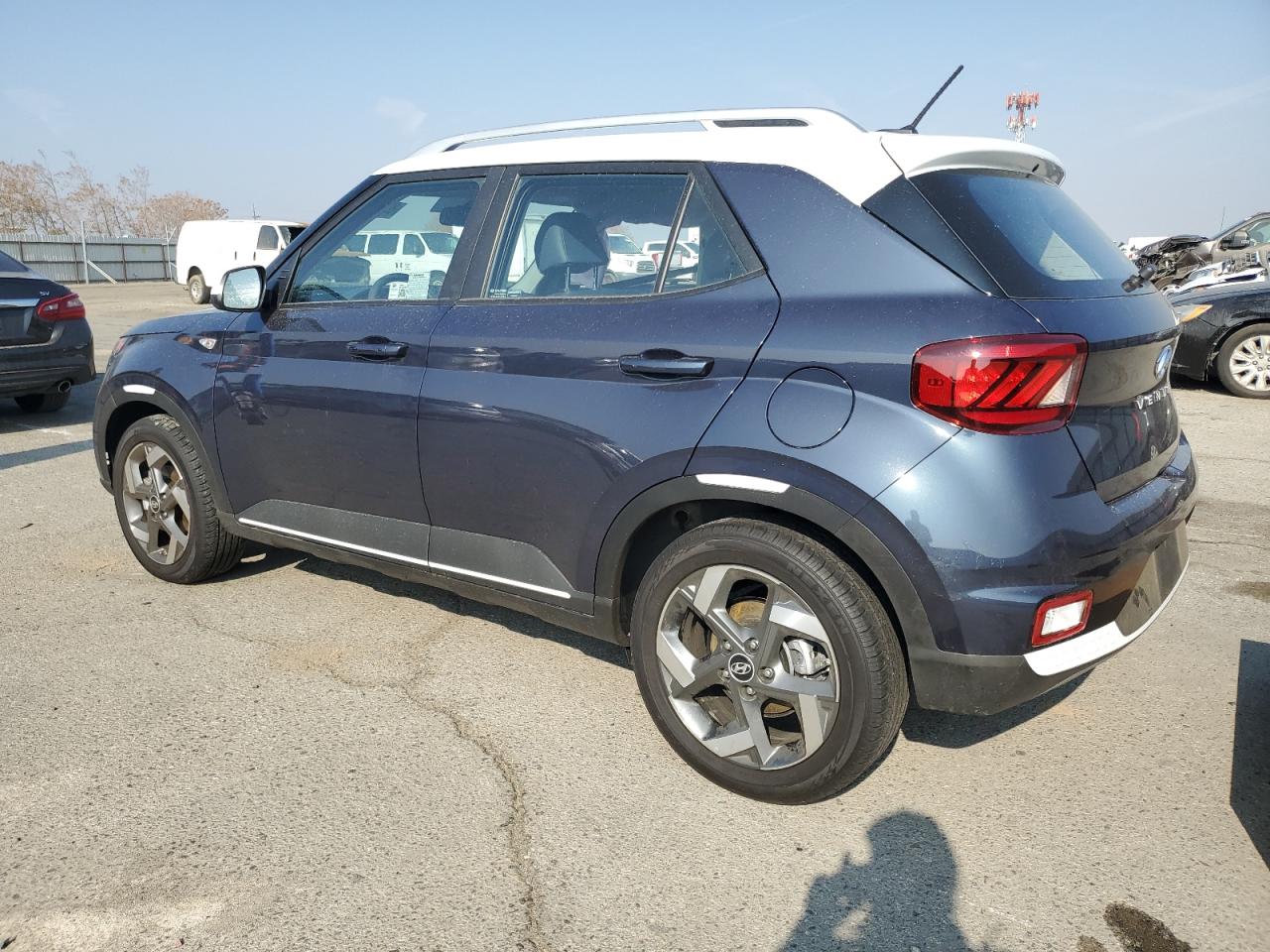 2024 Hyundai Venue VIN KMHRC8A37RU329401 Copart auction photo, side / front end damage thumbnail 2