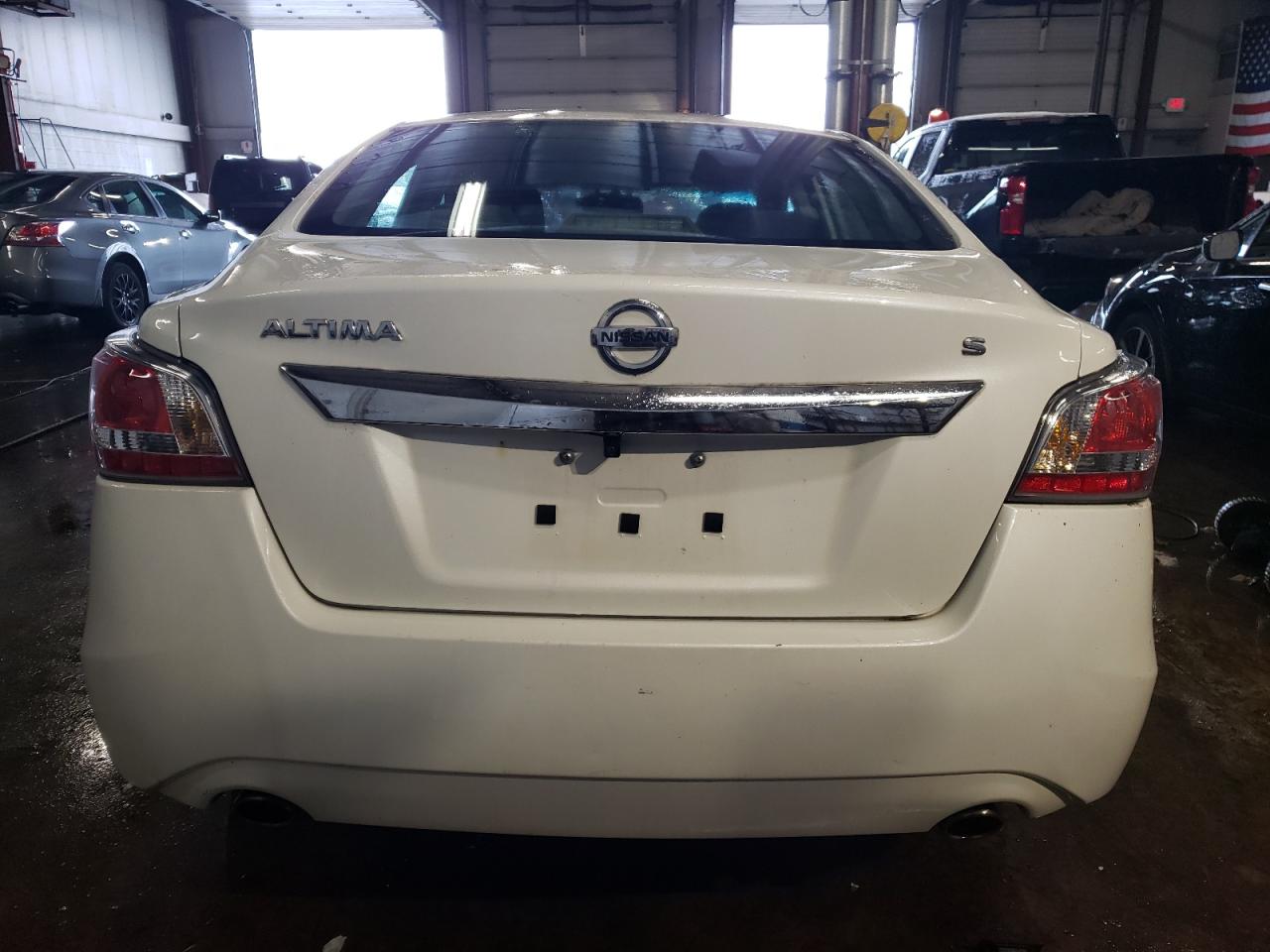 2015 Nissan Altima VIN 1N4AL3AP4FN310260 Copart auction photo, front end / side damage thumbnail 6