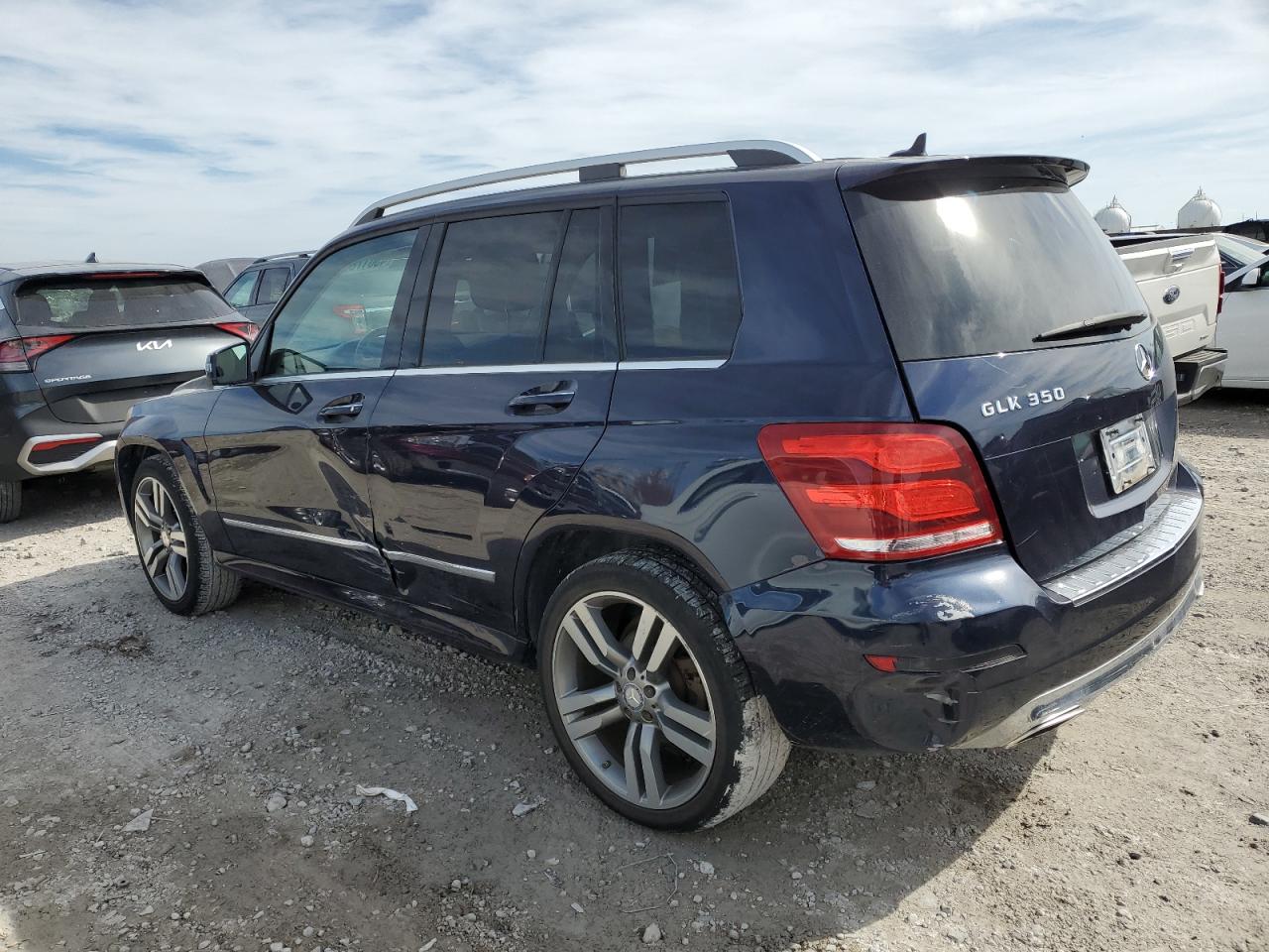 2013 Mercedes-Benz GLK-klasse VIN WDCGG5HB9DG133098 Copart auction photo, side damage thumbnail 2
