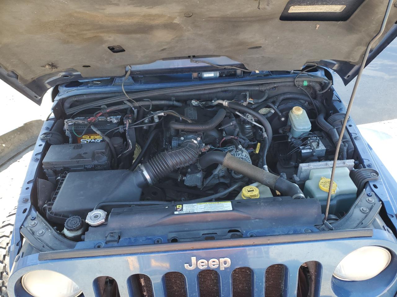 2010 Jeep Wrangler VIN 1J4HA5H11AL143608 Copart auction photo, front end damage thumbnail 12