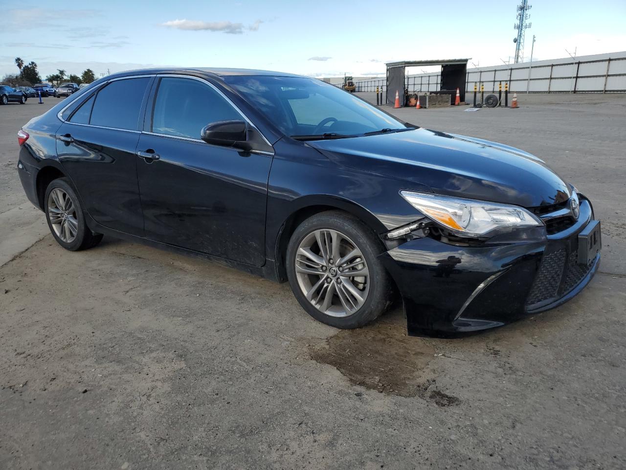 2015 Toyota Camry VIN 4T1BF1FK2FU946071 Copart auction photo, undercarriage / front end damage thumbnail 4