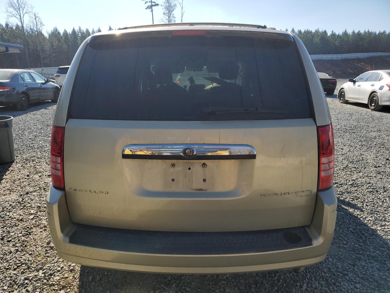 2010 Chrysler Town & Country VIN 2A4RR5D16AR449889 Copart auction photo, all over damage thumbnail 6