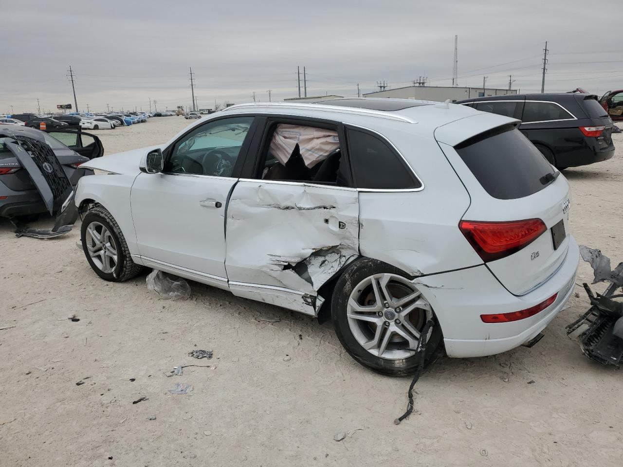 2015 Audi Q5 VIN WA1CFAFP4FA055408 Copart auction photo, front end / side damage thumbnail 2