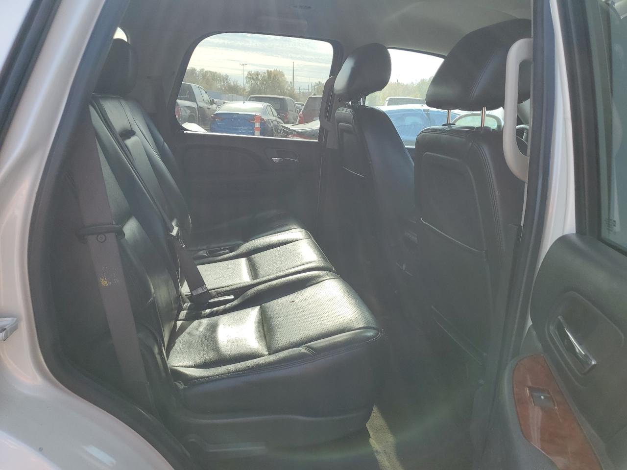 2013 Chevrolet Tahoe VIN 1GNSKCE03DR289848 Copart auction photo, front end damage thumbnail 10