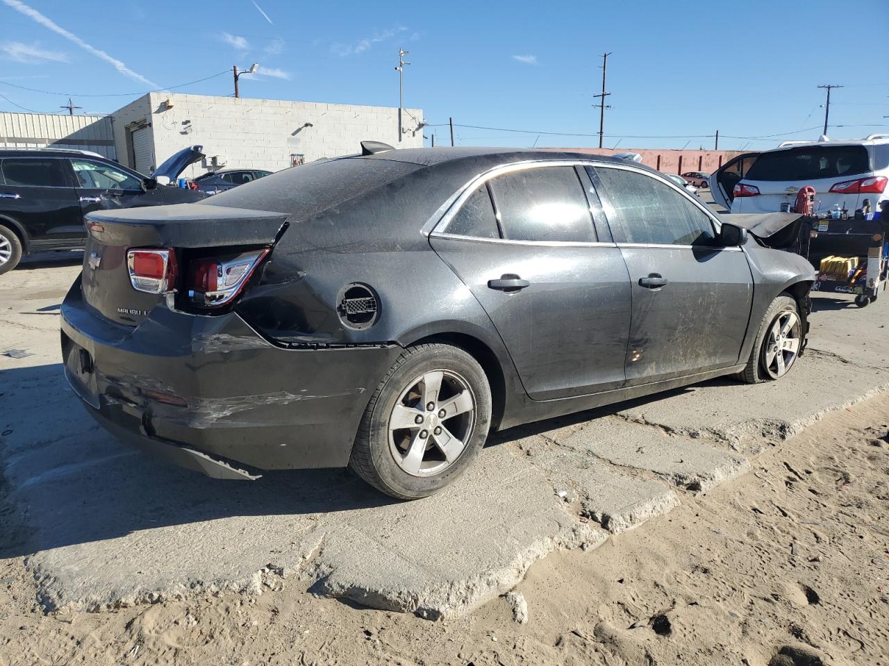 2015 Chevrolet Malibu VIN 1G11B5SL3FF332922 Copart auction photo, front end / rear end damage thumbnail 3