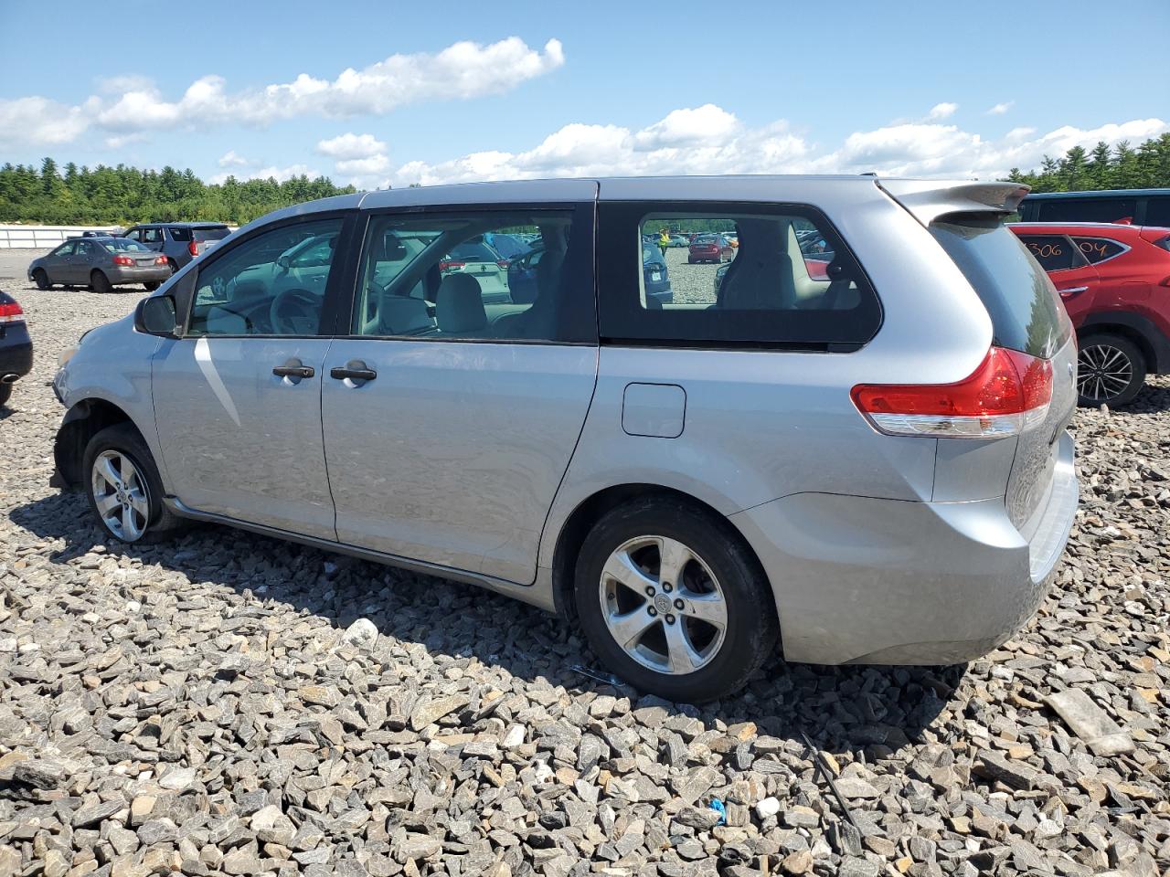 2012 Toyota Sienna VIN 5TDZK3DC0CS194182 Copart auction photo, front end damage thumbnail 2