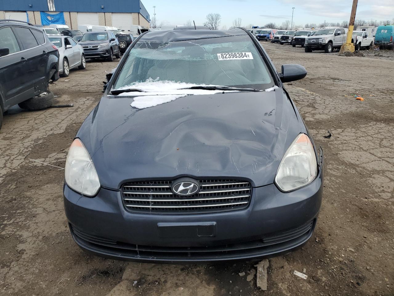 2009 Hyundai Accent VIN KMHCN46C19U322980 Copart auction photo, front end / top/roof damage thumbnail 5