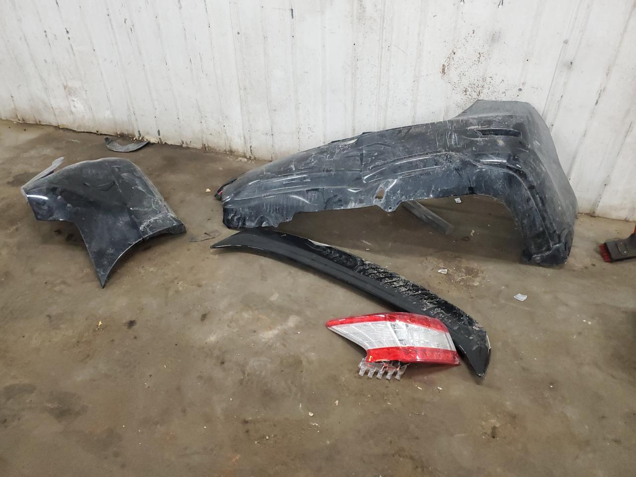 2014 Nissan Sentra VIN 3N1AB7AP8EY211885 Copart auction photo, front end / rear end damage thumbnail 14