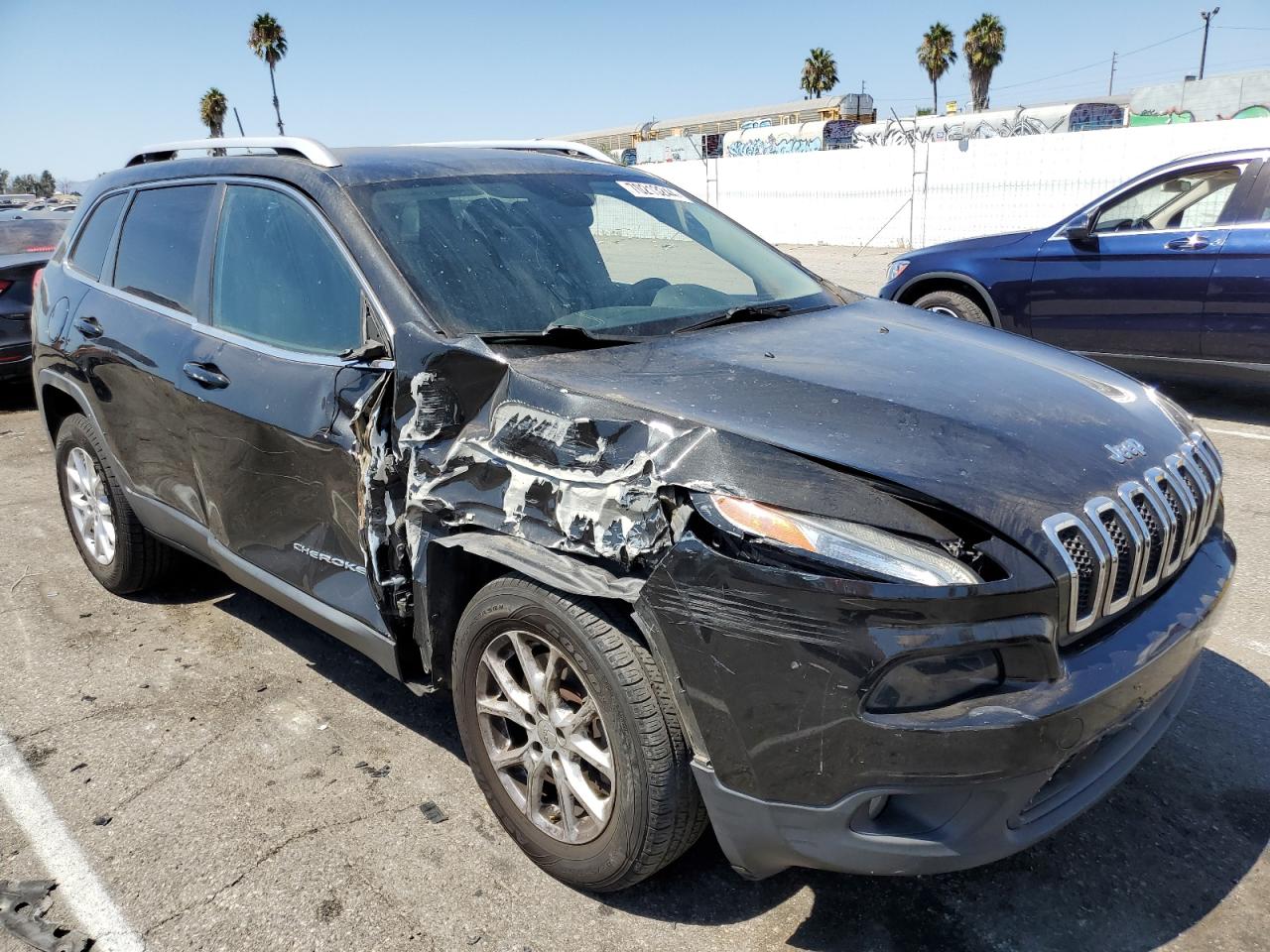 2014 Jeep Grand Cherokee VIN 1C4PJLCS6EW116687 Copart auction photo, front end / side damage thumbnail 4
