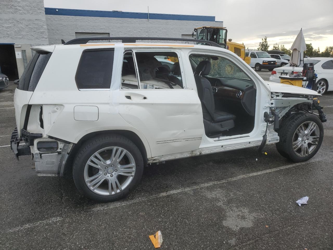 2013 Mercedes-Benz GLK-klasse VIN WDCGG5HB1DG014509 Copart auction photo, all over damage thumbnail 3