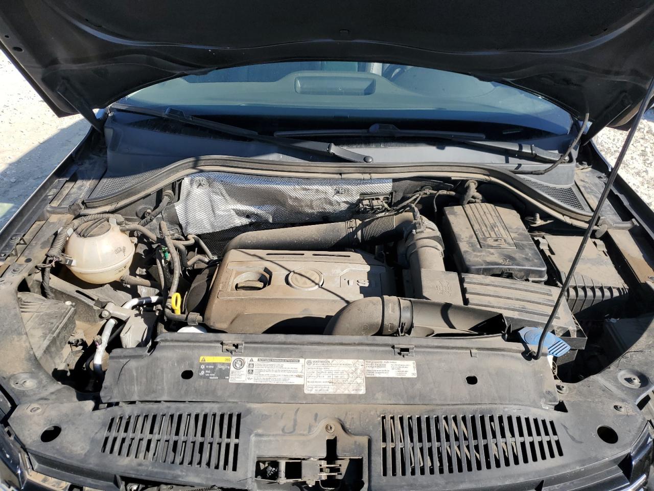 2017 Volkswagen Tiguan VIN WVGVV7AX1HK004856 Copart auction photo, front end / minor dent/scratches damage thumbnail 12