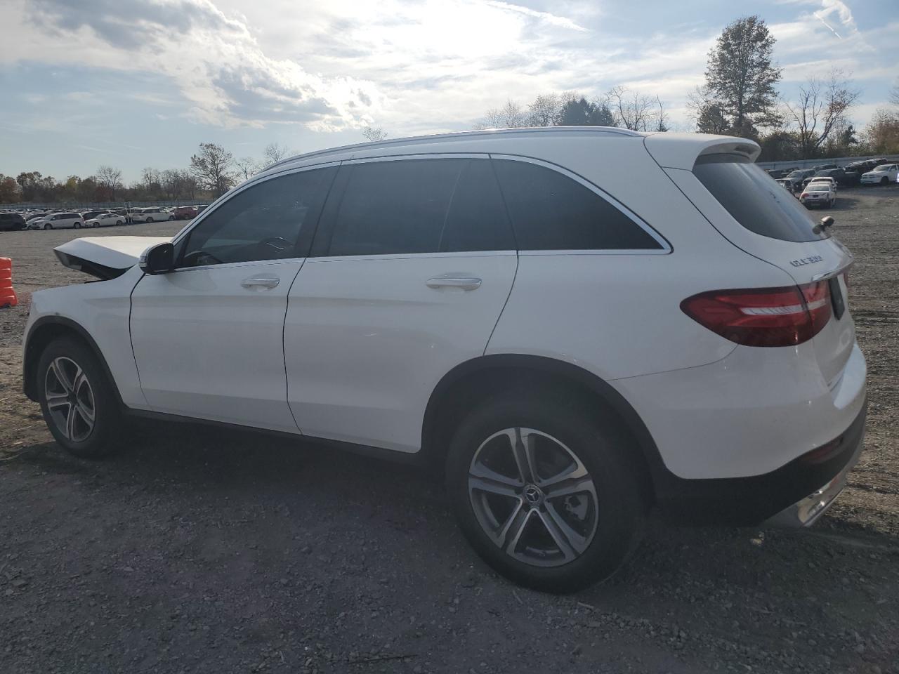 2019 Mercedes-Benz GLC VIN WDC0G4KB7KF663836 Copart auction photo, front end damage thumbnail 2